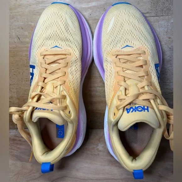 Hoka One One Bondi 8 REFLECTIVE Womens Size 7 Running Shoes Sneakers Orange - Picture 8 of 13